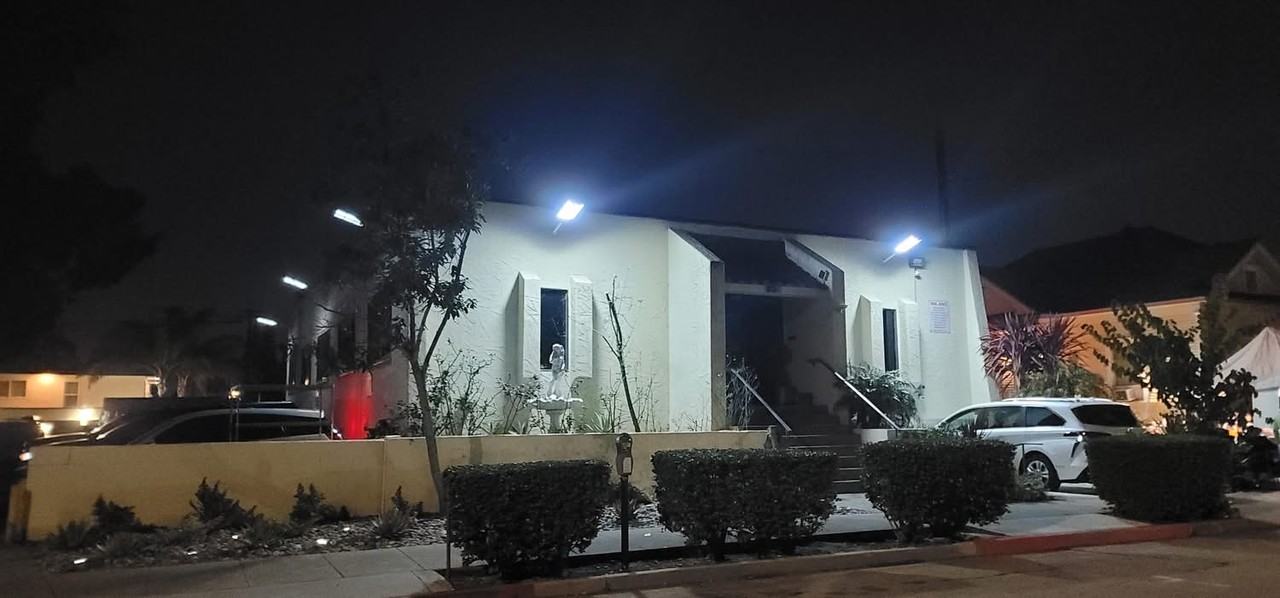 838 N Van Ness Ave #NA - Photo 2 of 5