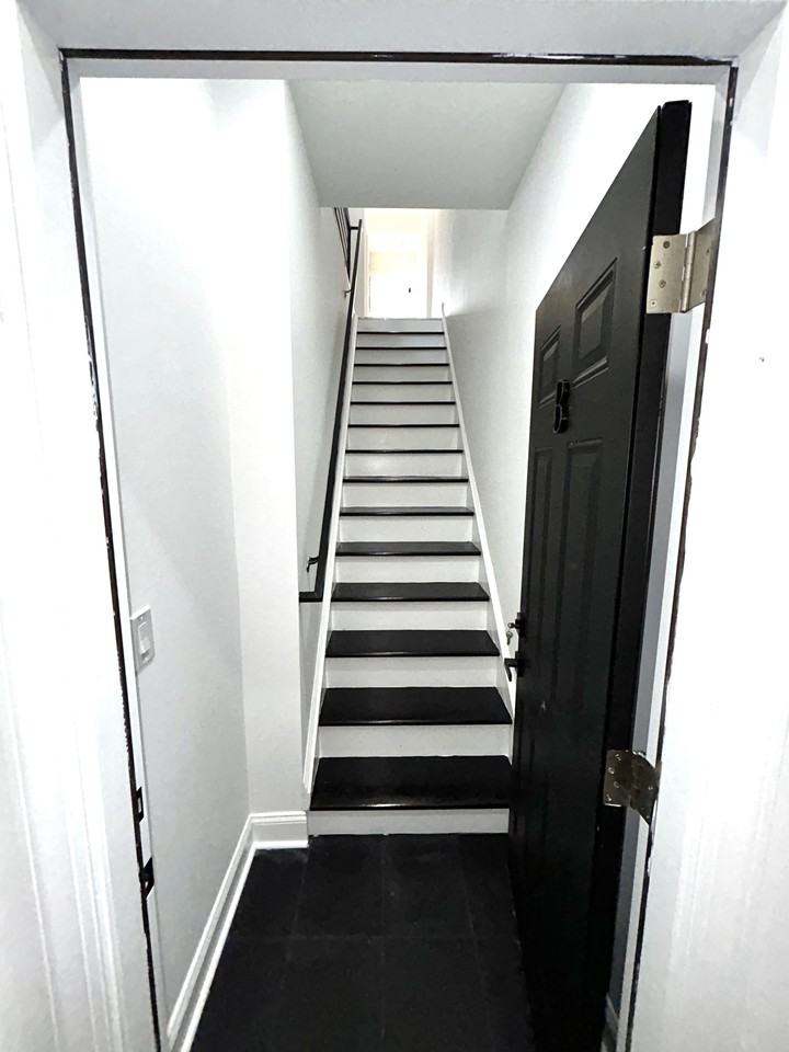 2523 S Felton St #B - Photo 2 of 9