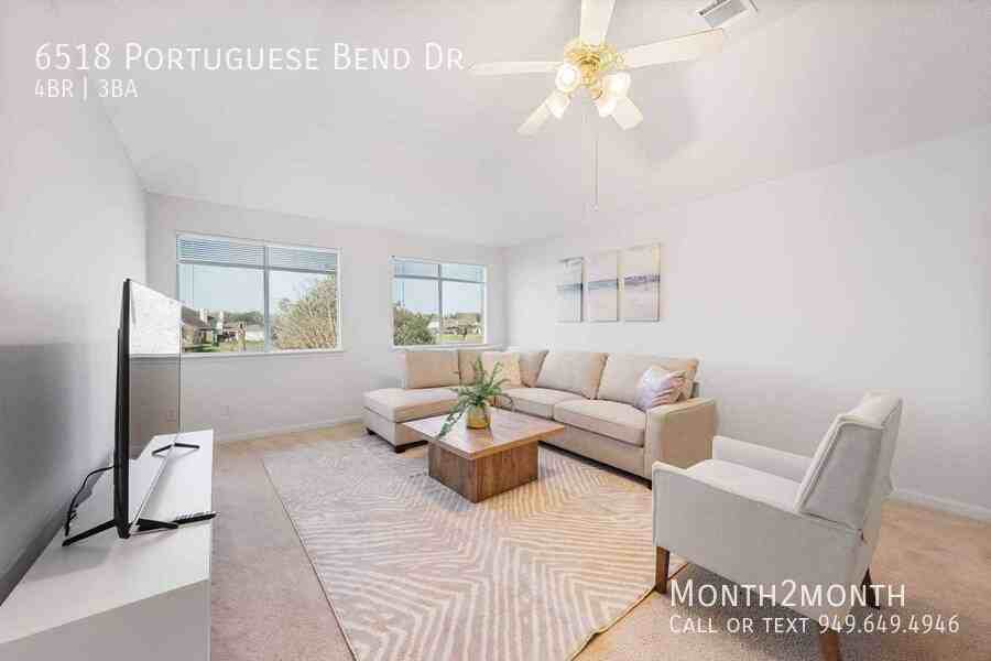 6518 Portuguese Bend Dr - Photo 4 of 48