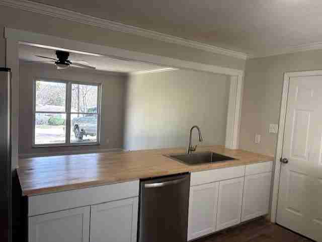 715 Lake Mill Ln #NA - Photo 2 of 14