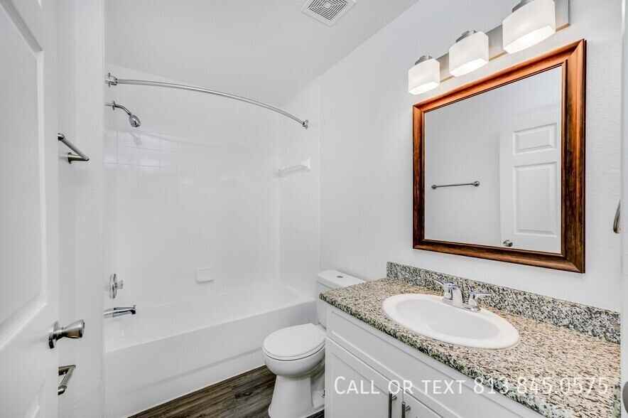 13010 Kain Palms Ct #10-304 - Photo 7 of 9