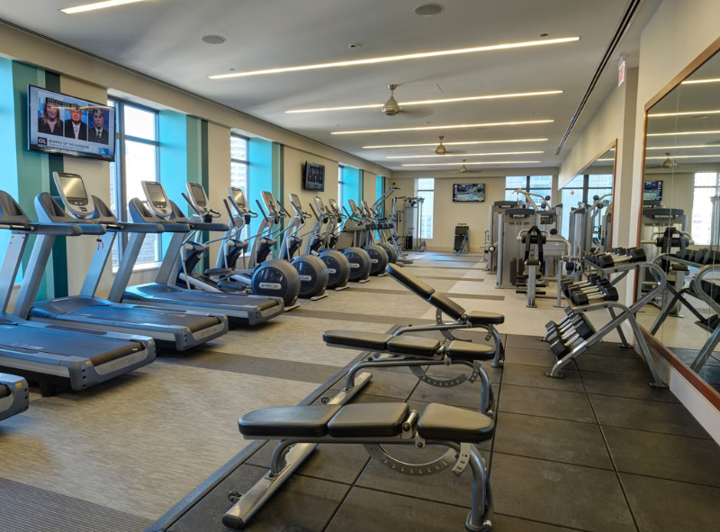 407 North Clark Street - Photo 4 of 12