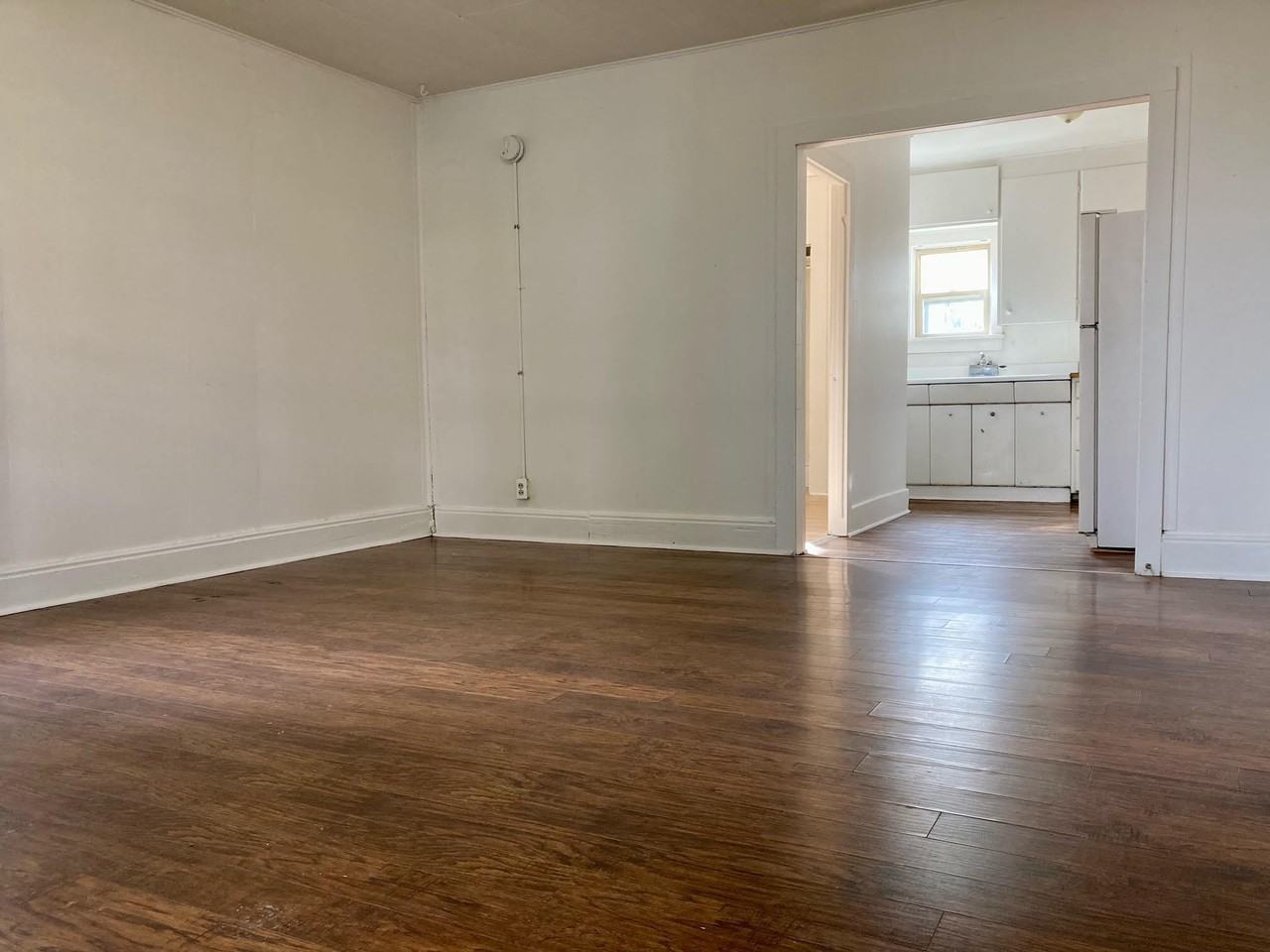 217 North Almon Street - Photo 4 of 10