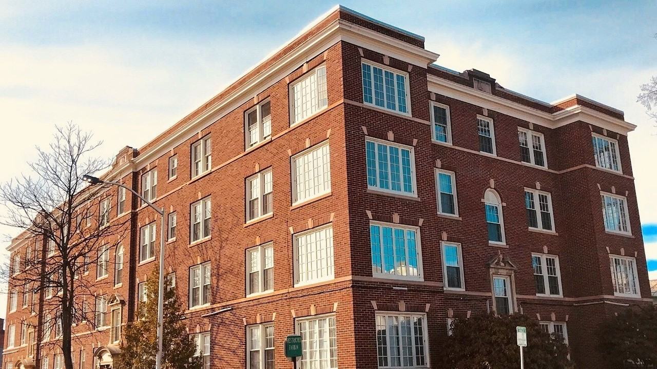 24 Franklin Street - Photo 2 of 9