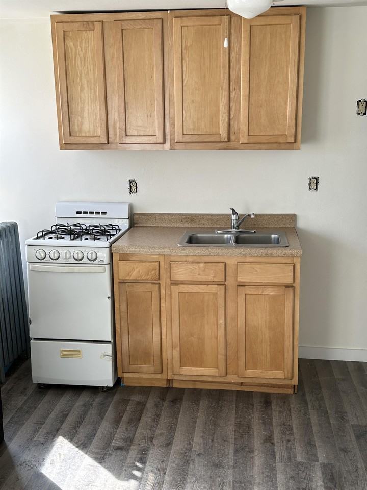 632 Howard Place - Photo 2 of 50