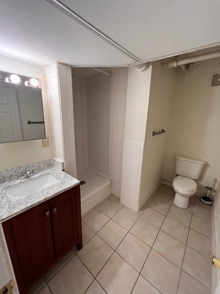 632 Howard Place - Photo 5 of 45