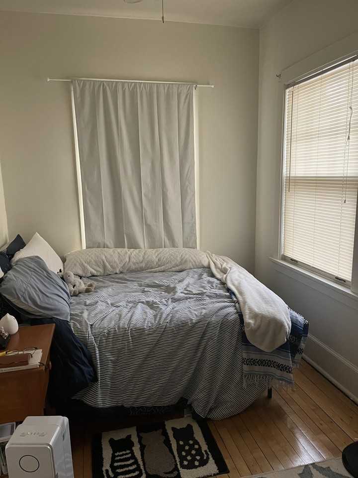 240 West Lakelawn Place - Photo 5 of 50