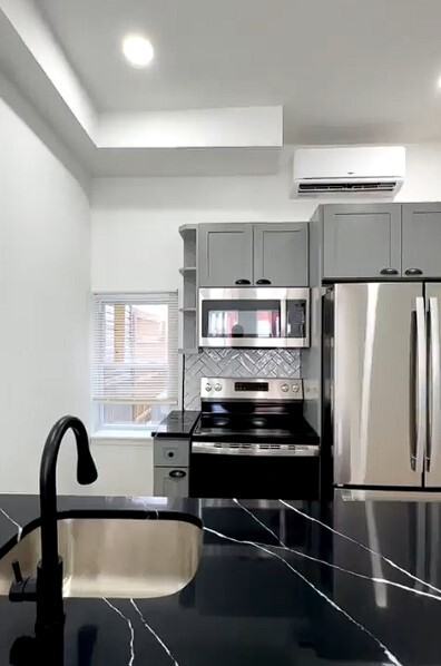 2215 North 10th Street - Photo 3 of 9