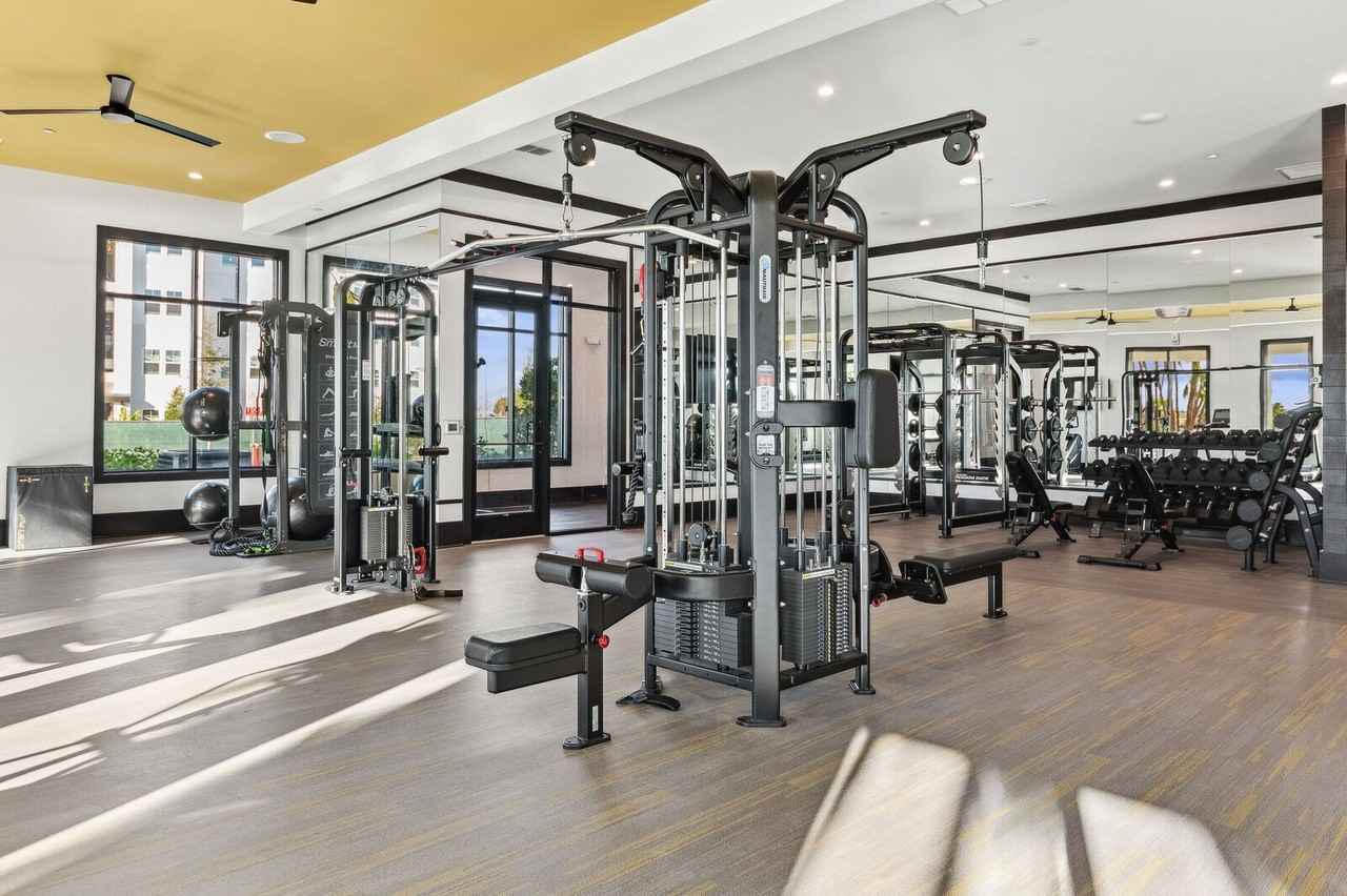 Ascend Nona West - Photo 2 of 50