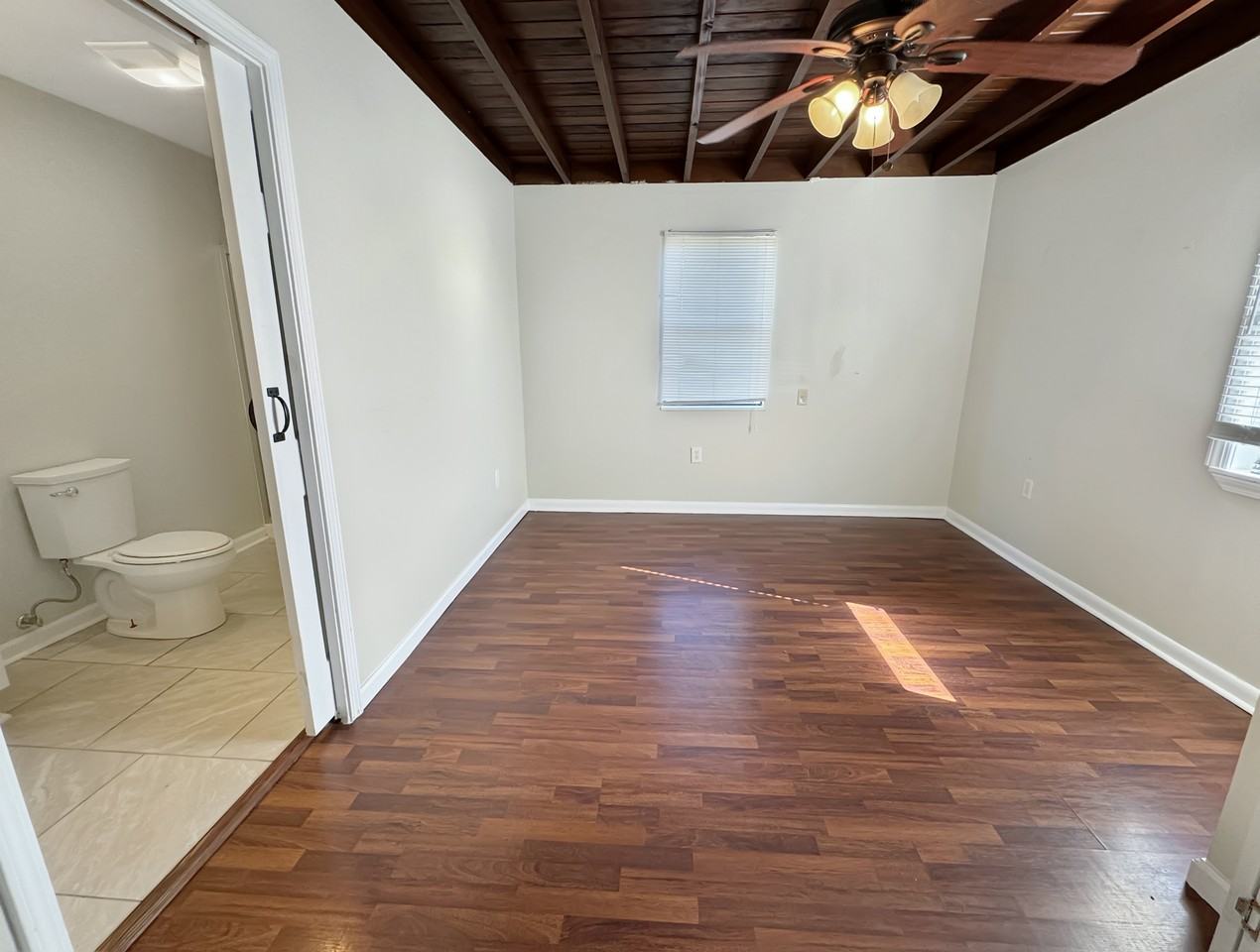 6211 Pasteur Boulevard - Photo 2 of 10