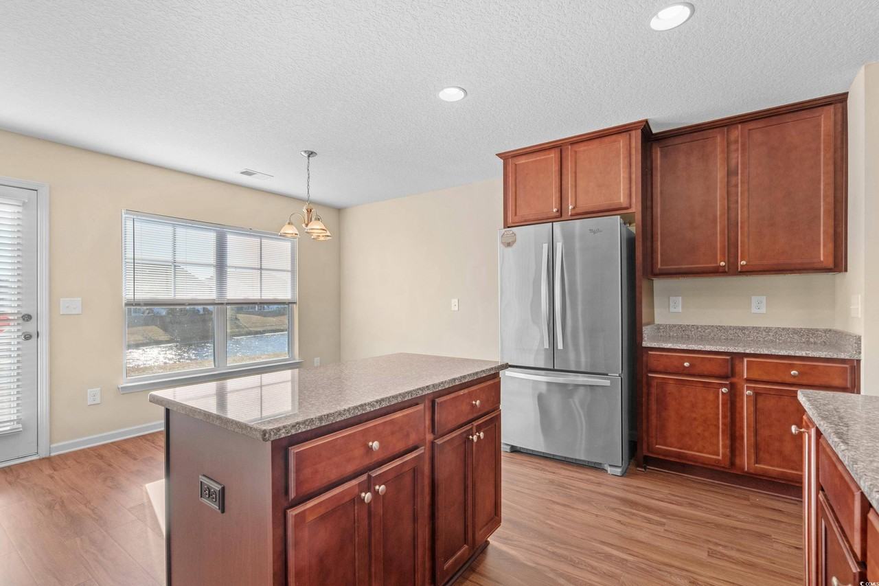 1140 Boleybeg Drive - Photo 2 of 34