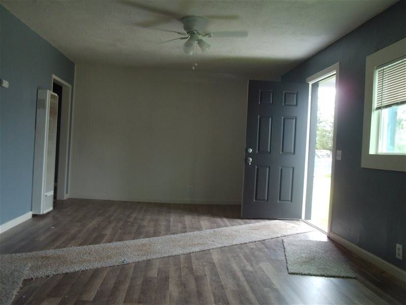 4427 College Way - Photo 3 of 9