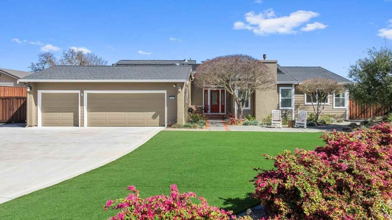 1051 Stonebridge Dr - Photo 2 of 50