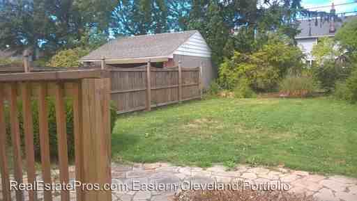 5187 Haverford Dr - Photo 3 of 25