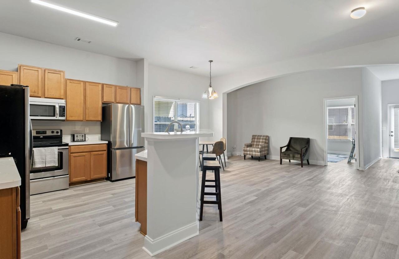 Heartwood Ave - Photo 3 of 11