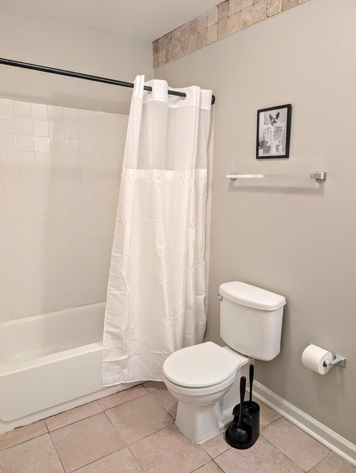 Barfield Avenue Southwest - Photo 5 of 22