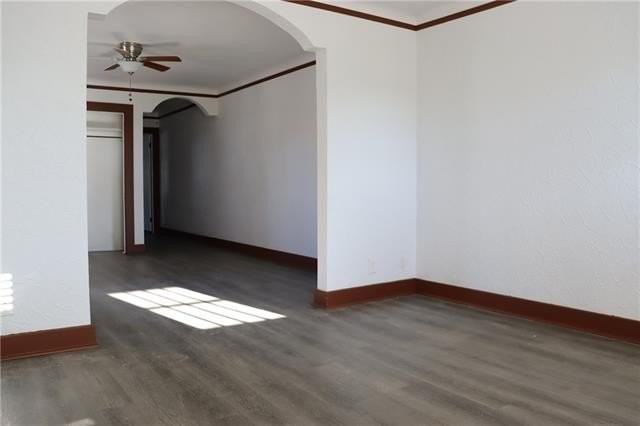 225 Gordon Ave - Photo 3 of 12