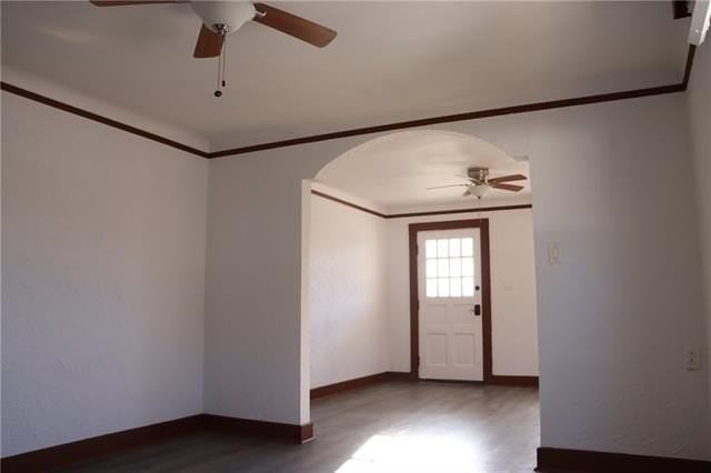 225 Gordon Ave - Photo 4 of 12