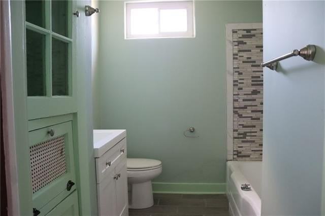 225 Gordon Ave - Photo 6 of 12