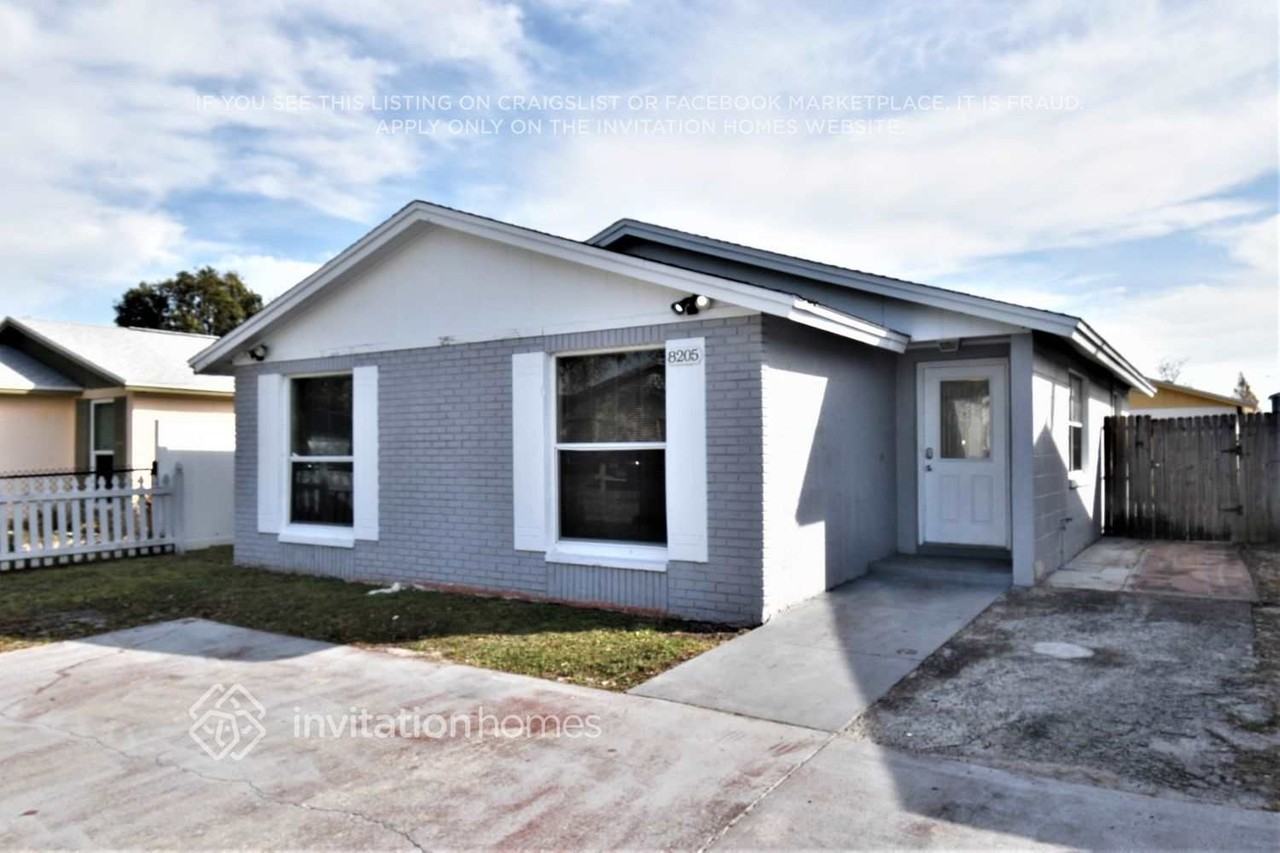 8205 Olivewood Pl - Photo 2 of 4