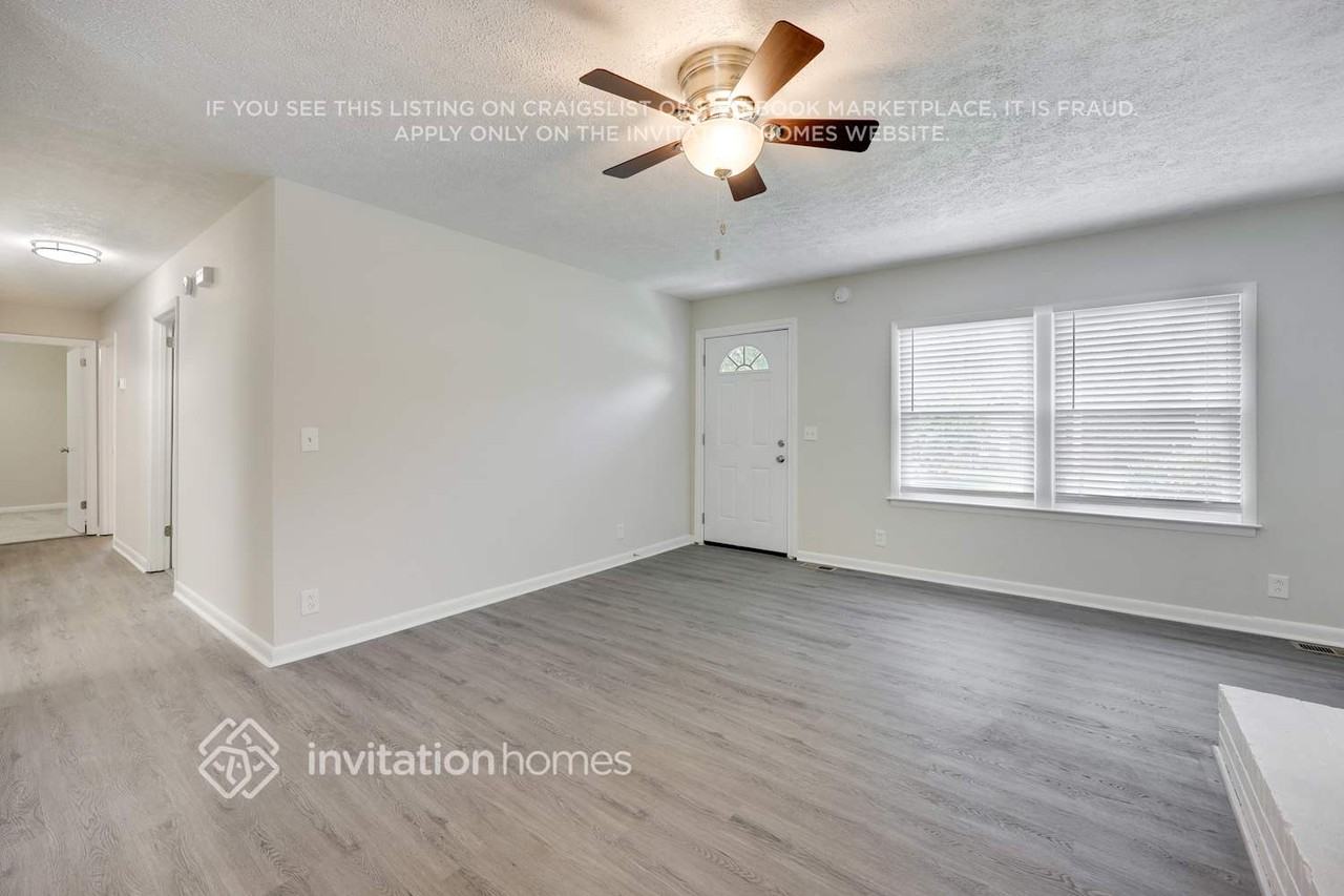 412 Cathy Jo Cir - Photo 3 of 23