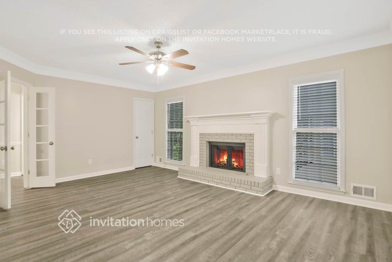 3339 Woodrock Ln - Photo 4 of 23