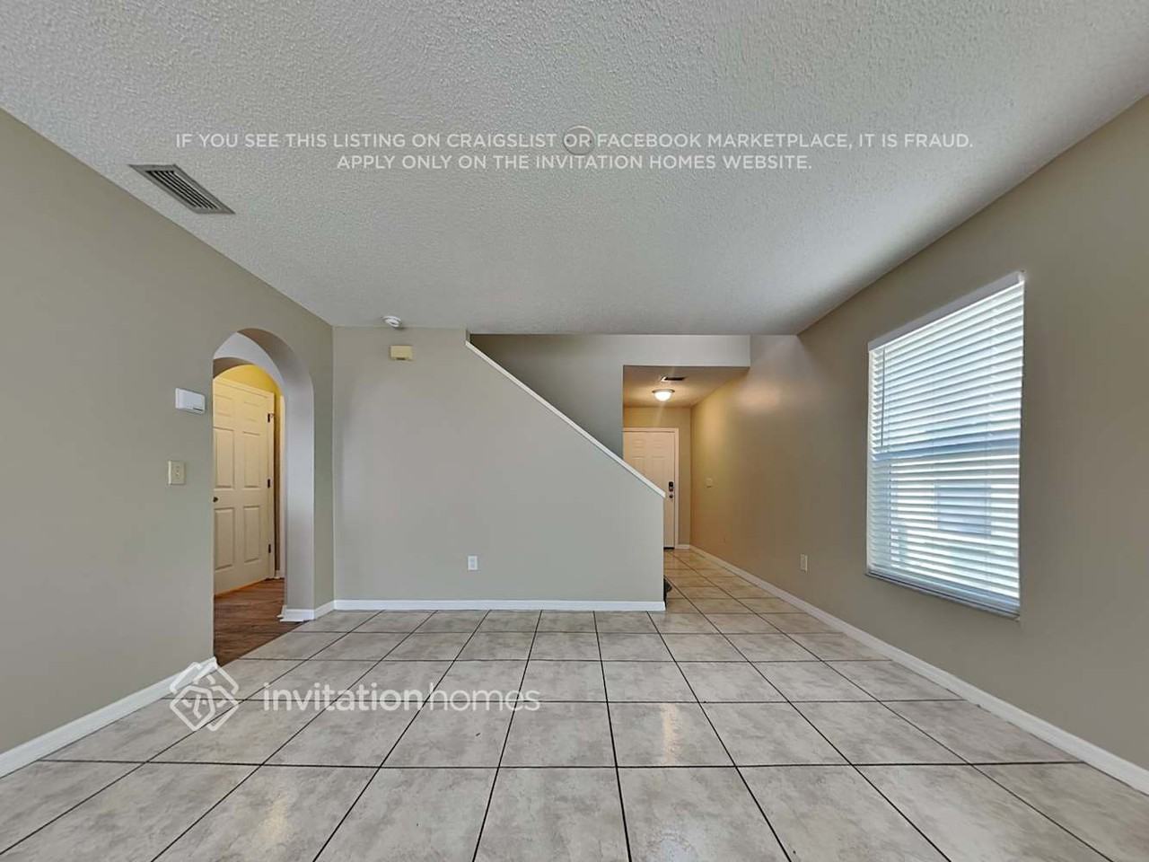1627 Prowmore Dr - Photo 4 of 19