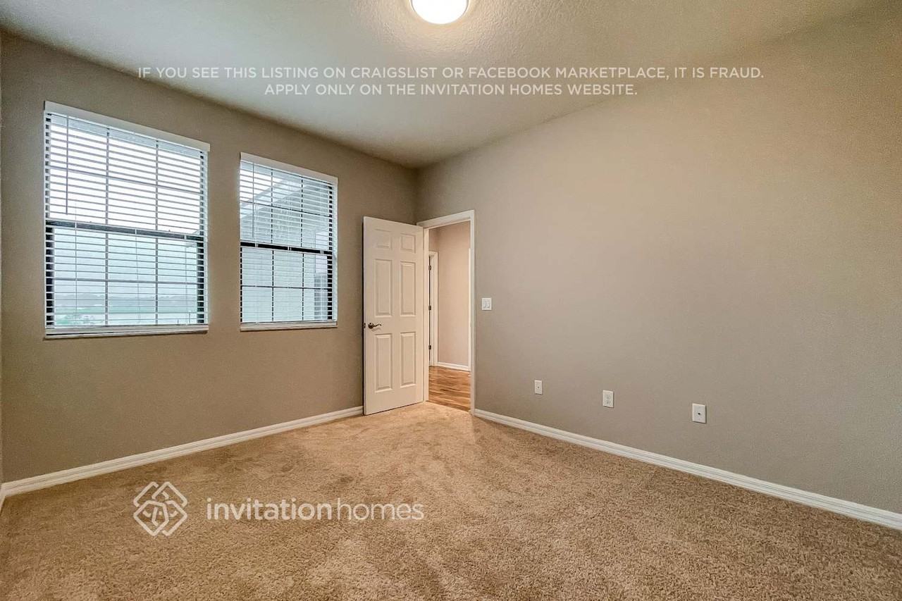 4948 Wandering Way - Photo 7 of 14