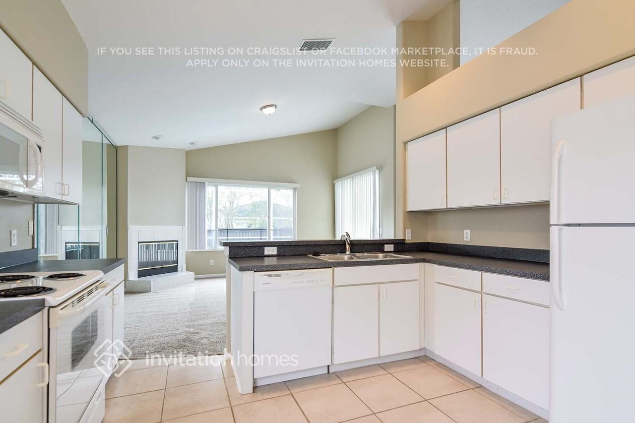 1713 Powder Ridge Dr - Photo 3 of 12