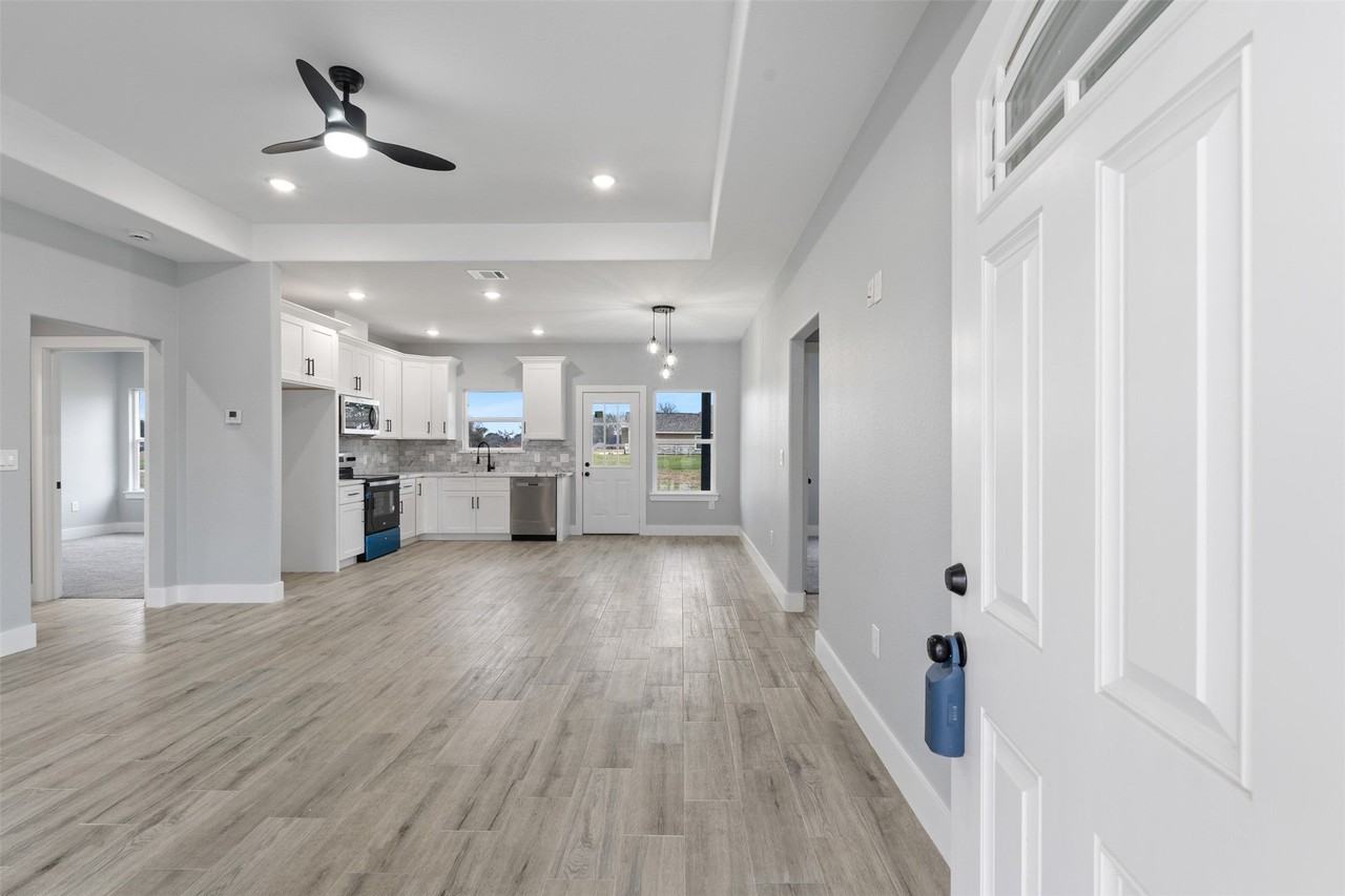 7 Meadowview Dr - Photo 5 of 32