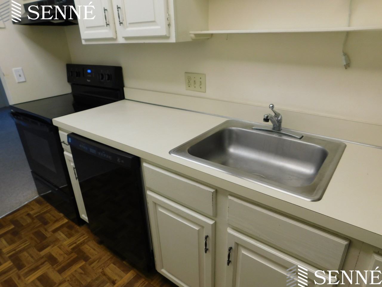 1580 Massachusetts Ave #4F - Photo 2 of 7