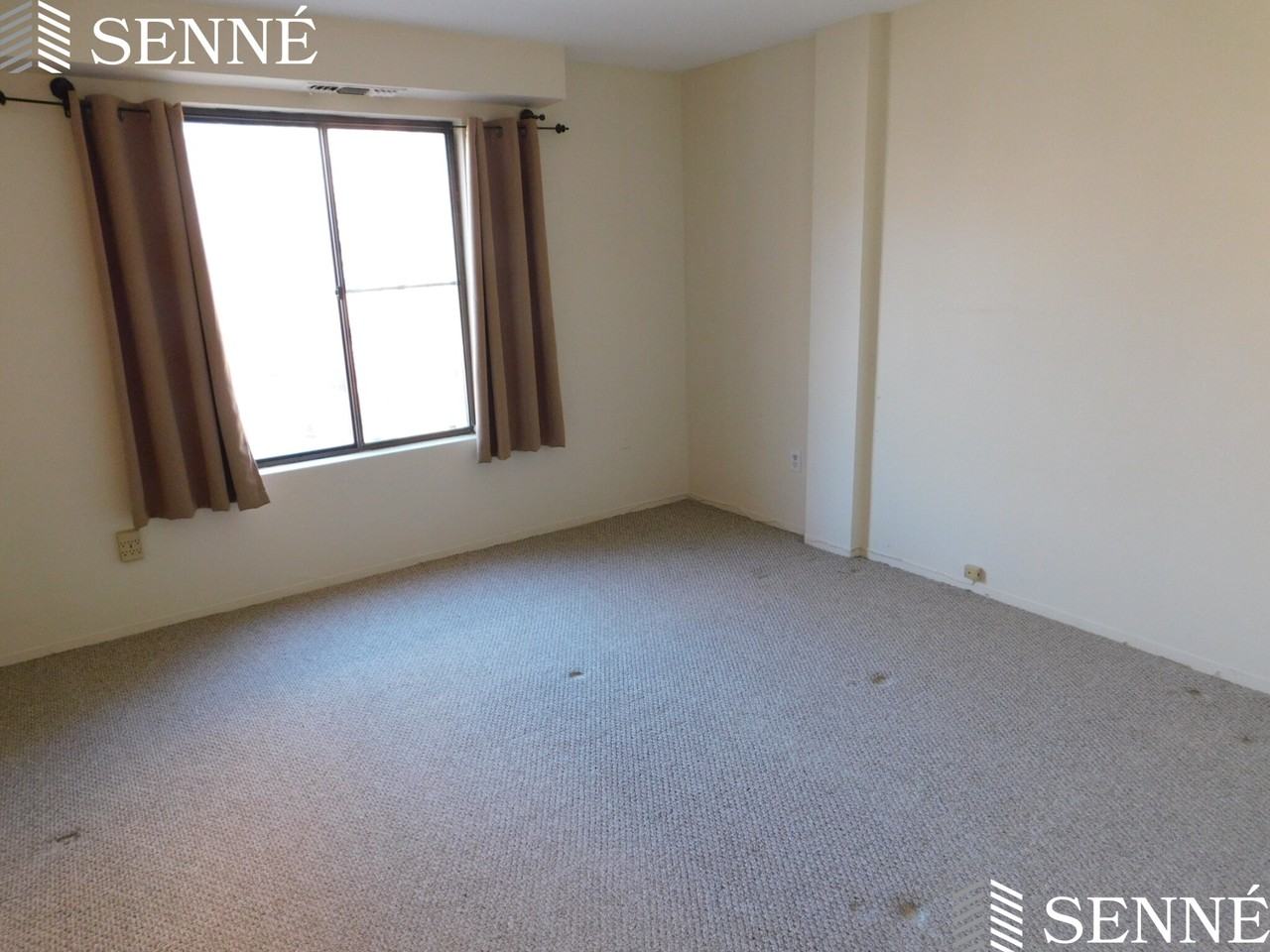 1580 Massachusetts Ave #4F - Photo 4 of 7