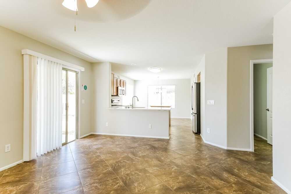 2437 W Running Deer Trl - Photo 4 of 17