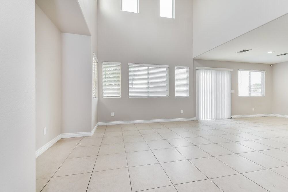 11954 Camden Brook St - Photo 5 of 17