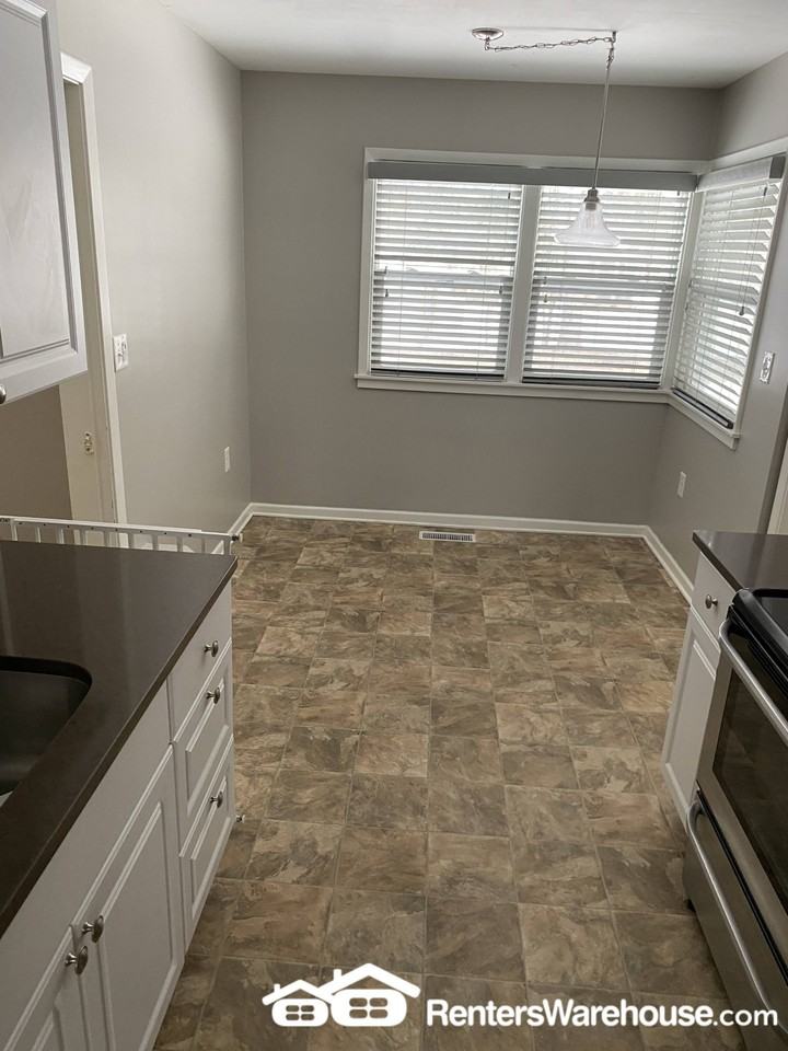 5000 Lakeside Ave N - Photo 3 of 21