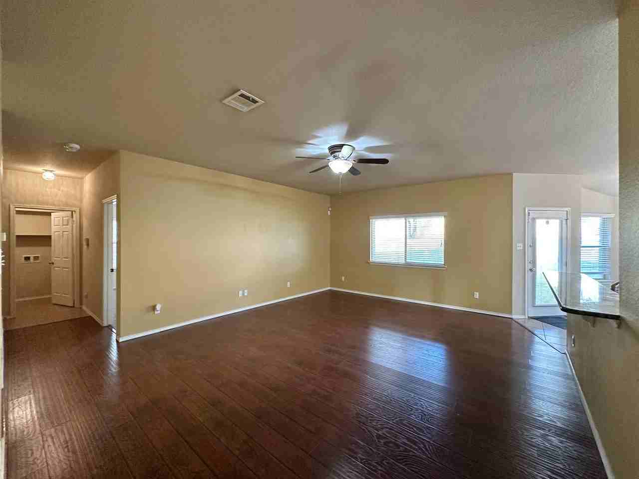 6806 Modesto Rd - Photo 2 of 33