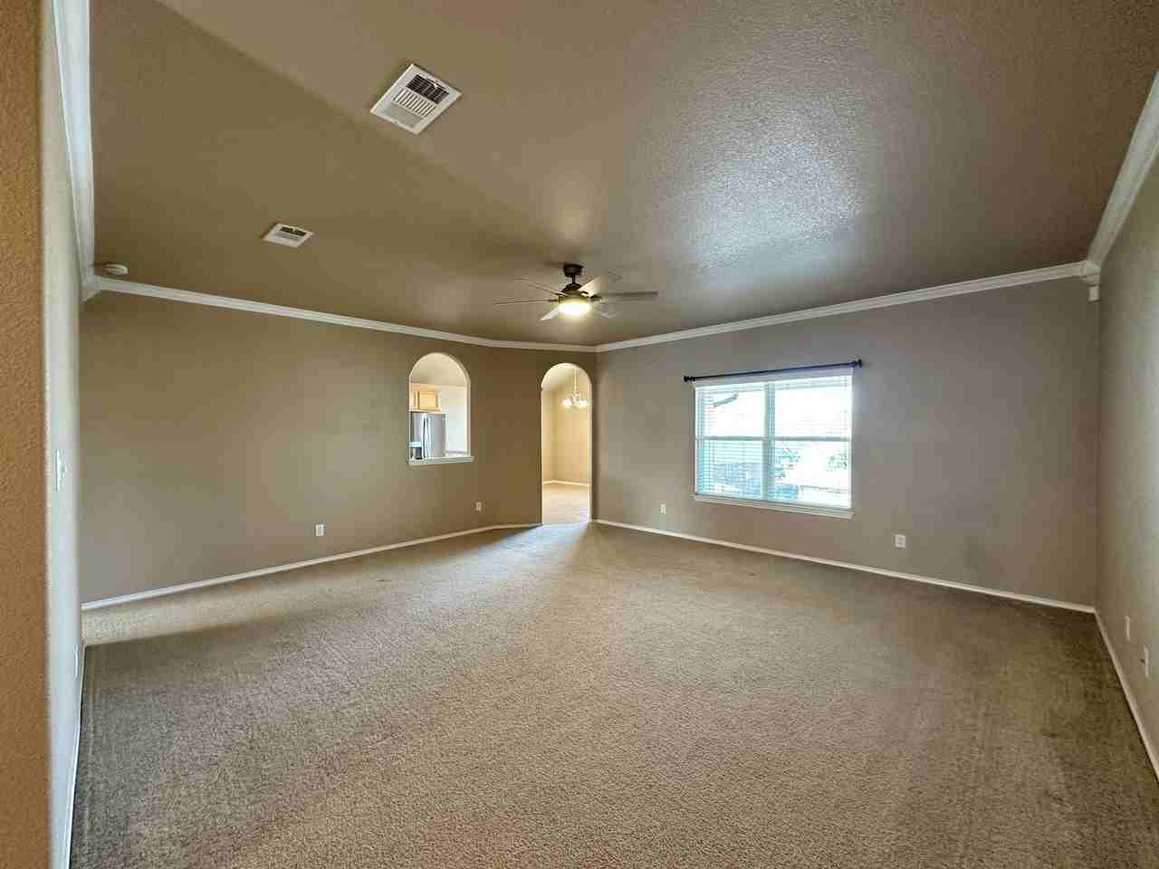 1606 Walker Place Blvd - Photo 3 of 40