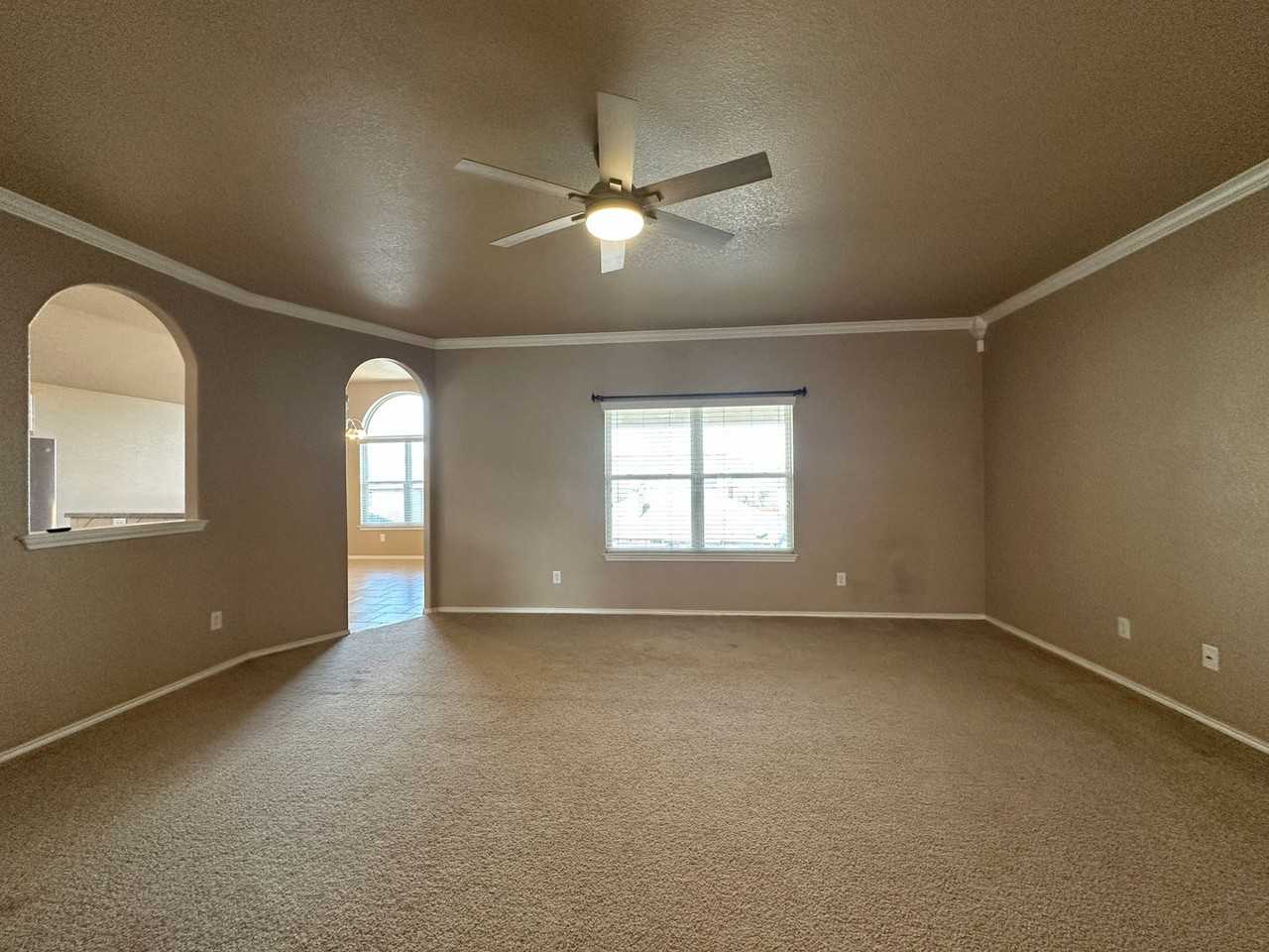 1606 Walker Place Blvd - Photo 4 of 40