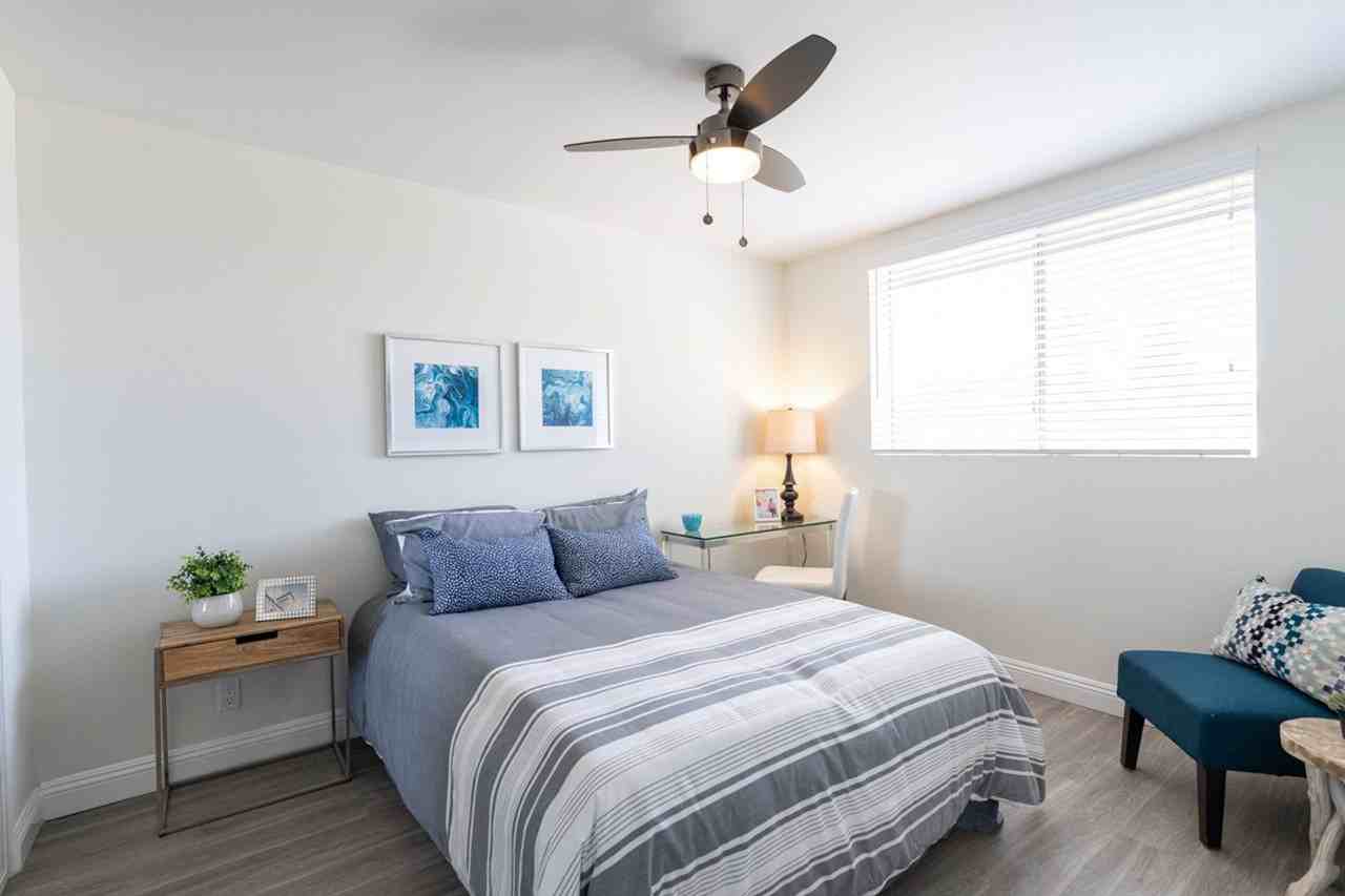 1753 9th St - Photo 6 of 7