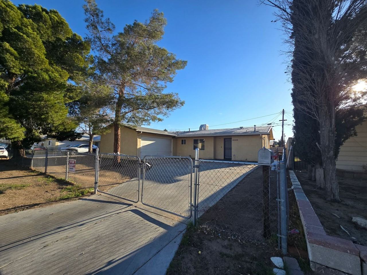 45428 4th St E - Photo 3 of 17