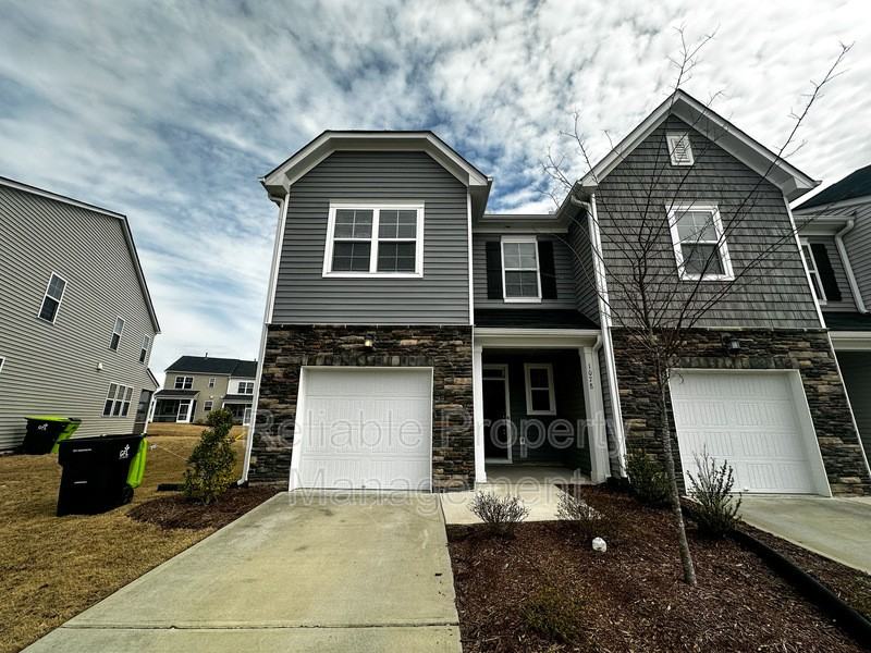 1078 Gemma Dr - Photo 5 of 22