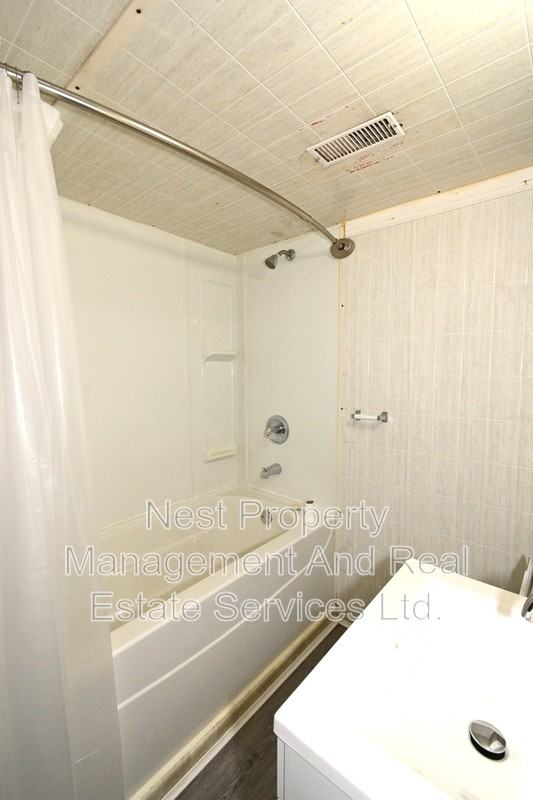 1863 Juniper St #B - Photo 7 of 8