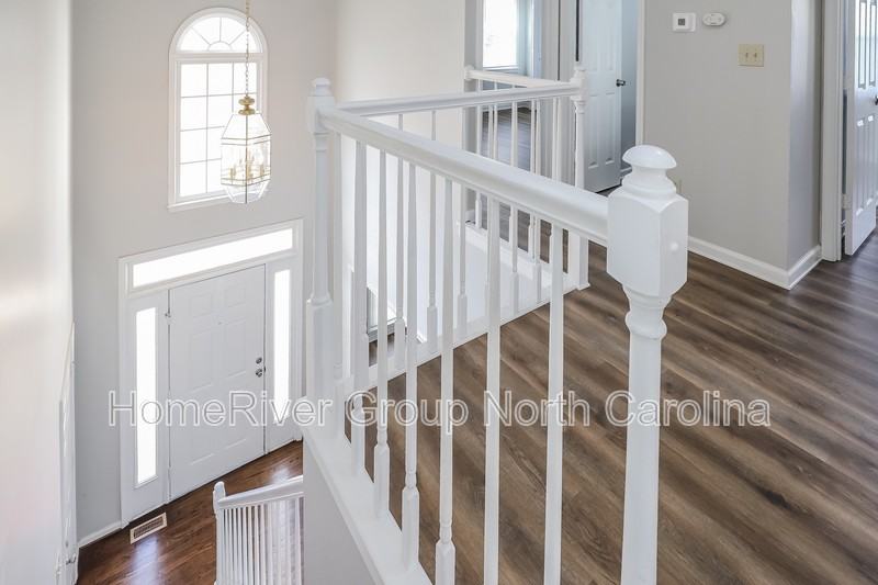 2611 Kings Mill Rd - Photo 3 of 20