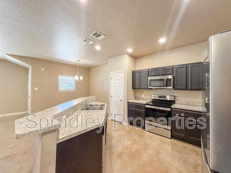 1573 Vani Ct - Photo 6 of 12