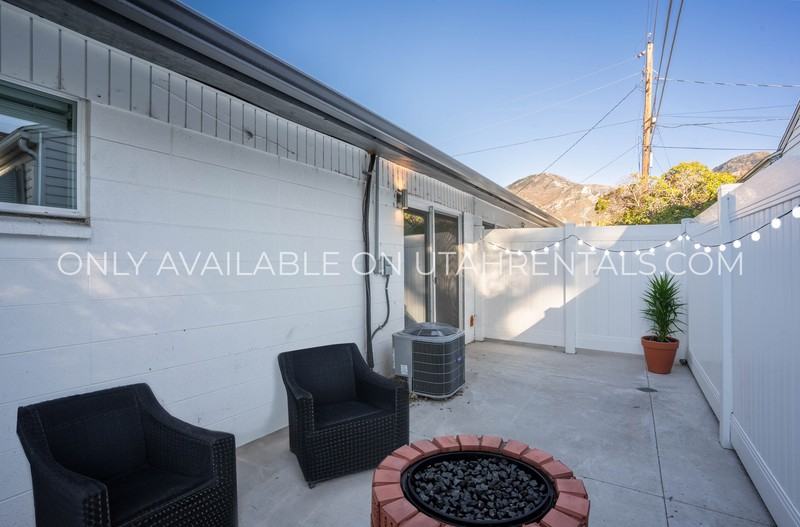 425 Sw #4 - Photo 6 of 26