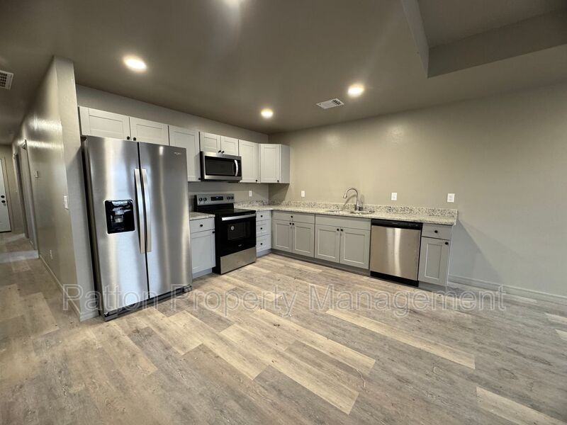 1116 Caprock St #C - Photo 2 of 11