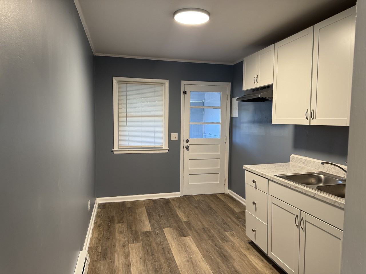 1412 Cedar Ave - Photo 2 of 6