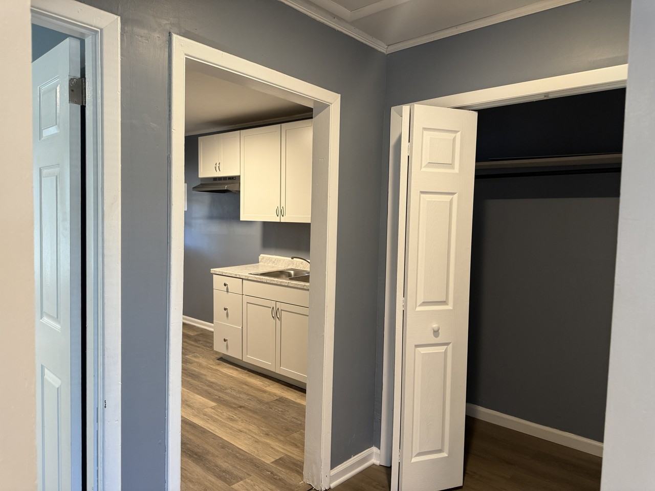 1412 Cedar Ave - Photo 3 of 6