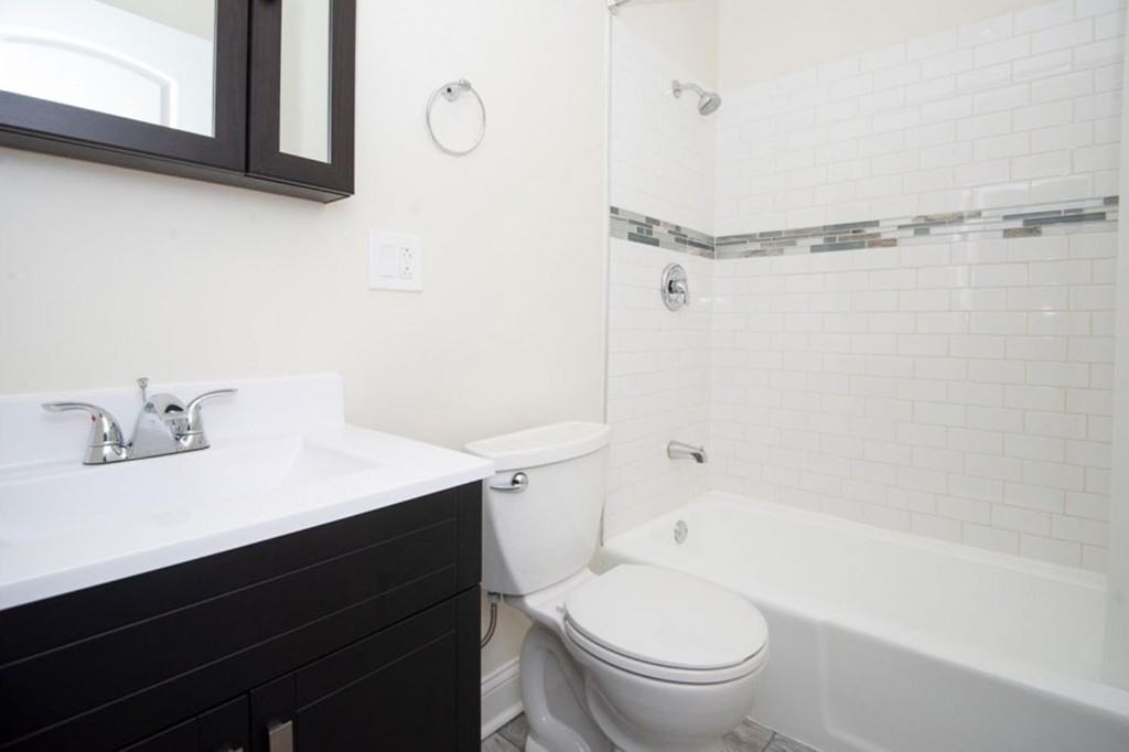 915 W Waveland Ave #923-3B - Photo 7 of 7