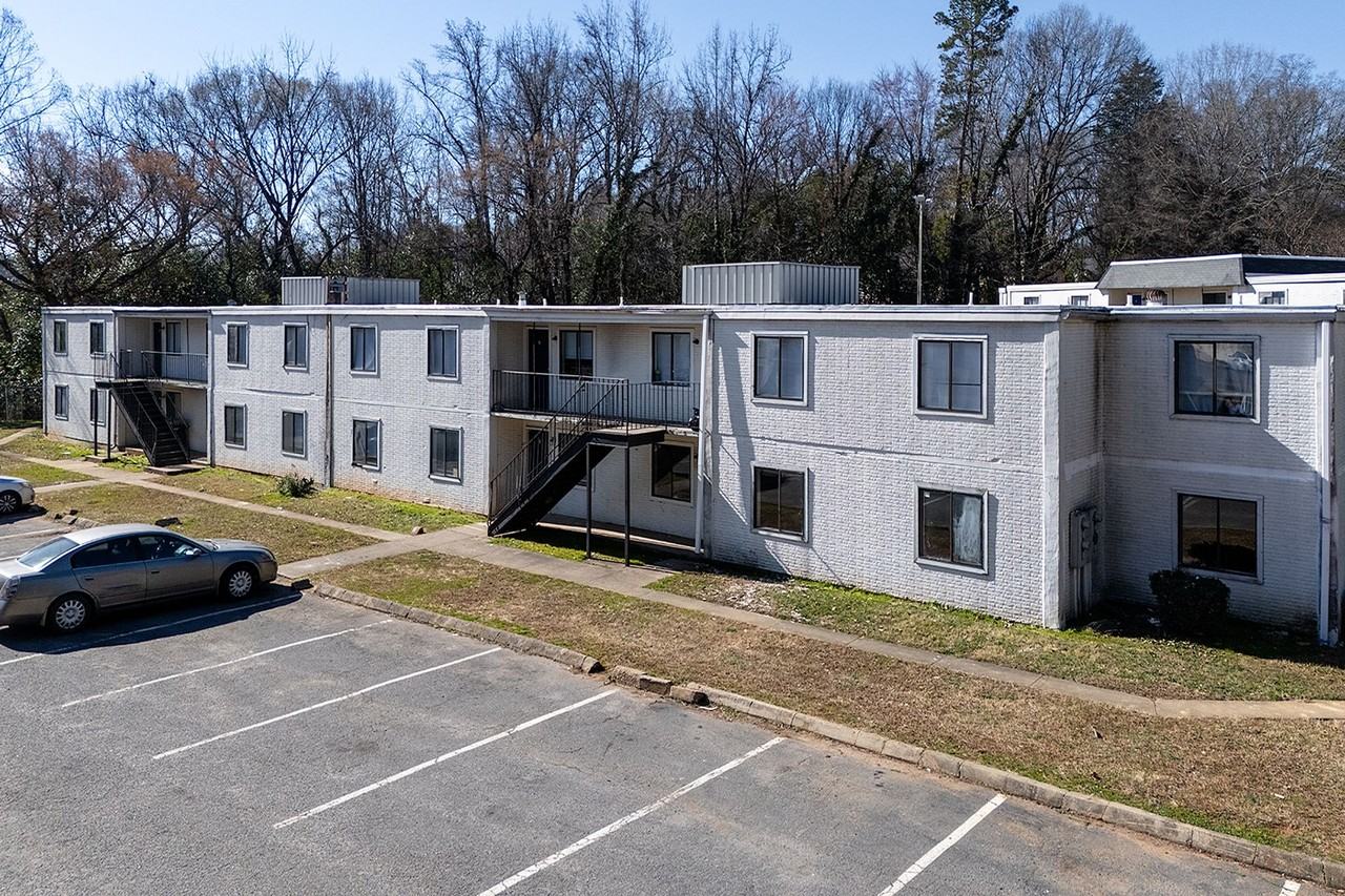 Lynnwood Garden Apartments in Charlotte, NC - Photo 7 of 50